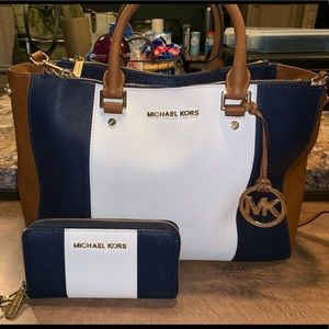 Michael Kors Purse and wallet